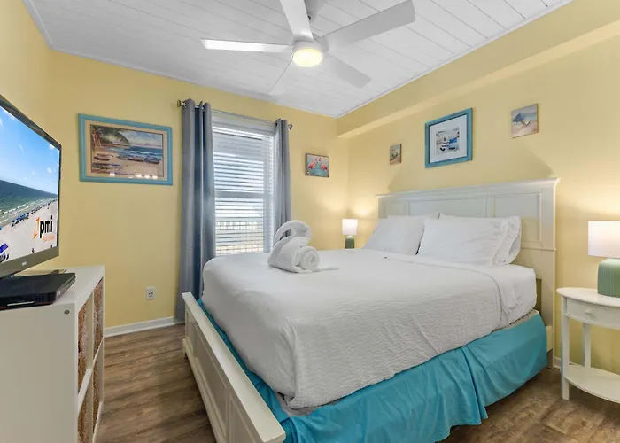 Holiday home Beachfront 2br With Pool And Access Gulf Shores