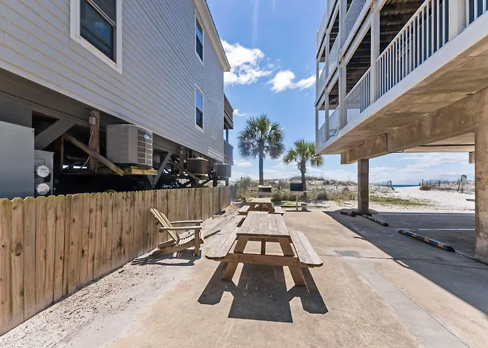 Beachfront 2br With Pool And Access Gulf Shores